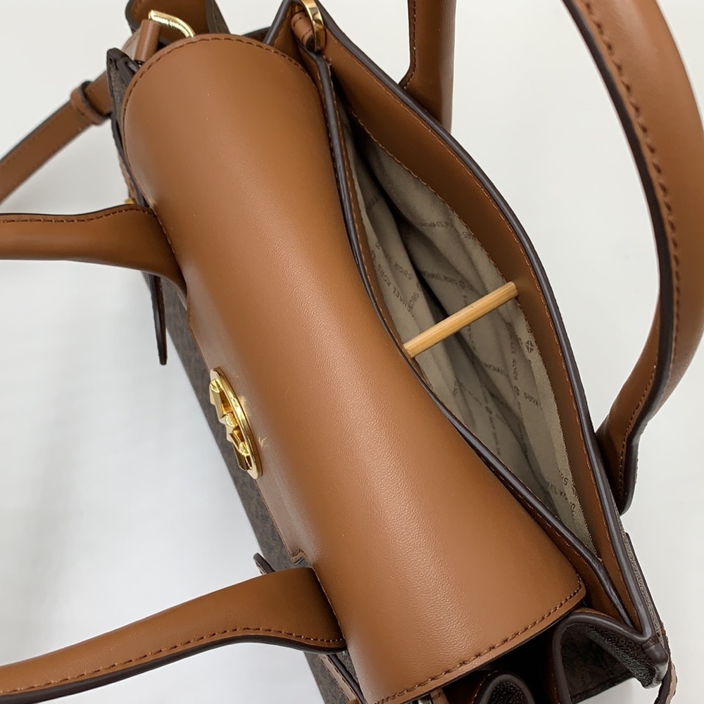 MICHAEL KORS CARMEN MEDIUM FLAP SATCHEL BROWN SIGNATURE COLOR - Picture 11 of 16